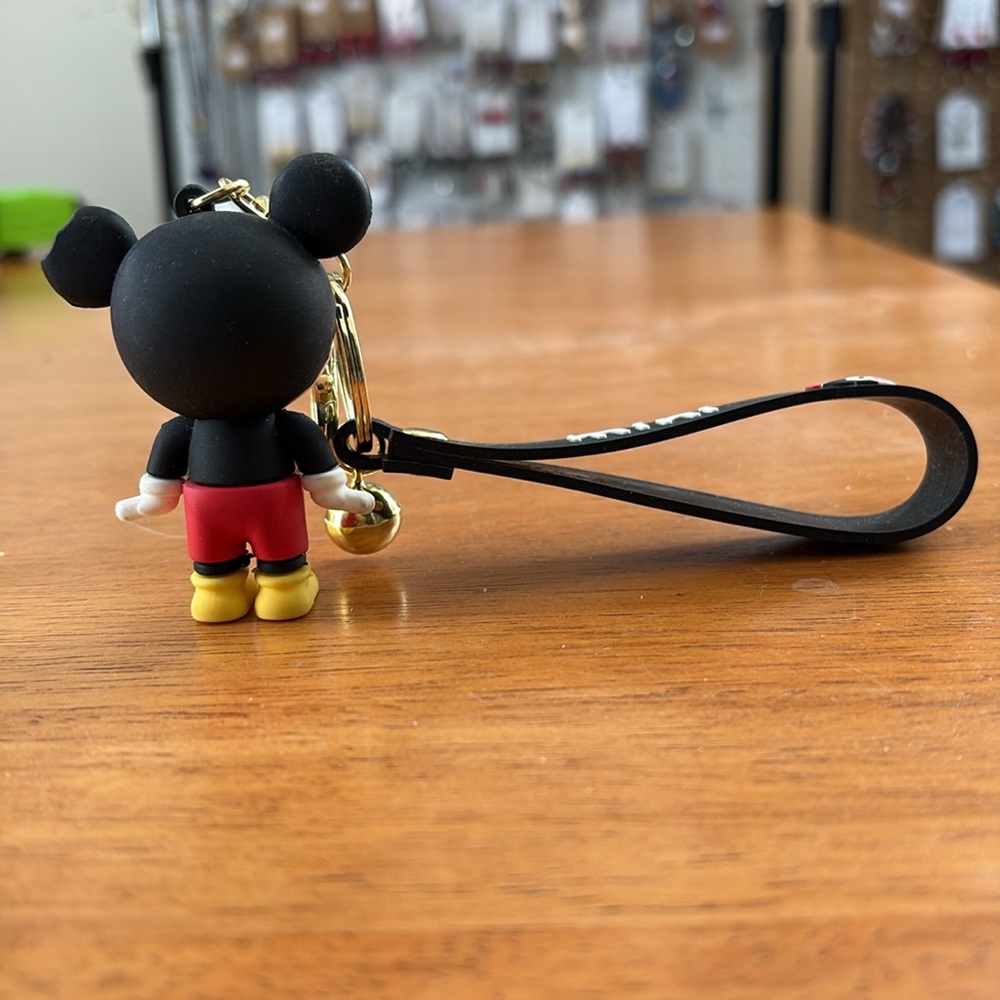 Mini Mickey Mouse Keychain Figure - Picture 7 of 16